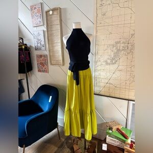 Abercrombie & Fitch Poplin Tiered
Maxi Skirt